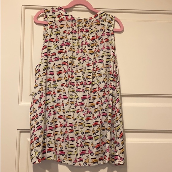 cute moped blouse - Picture 3 of 4